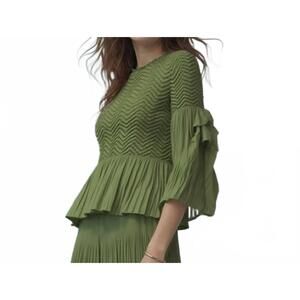 NEW ELLYNDALE pleating blouse top with tuck sleeve in green